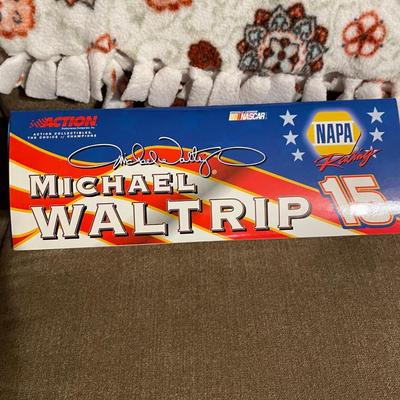 Michael Waltrip 2001 Monte Carlo #15 Napa Car New In Box