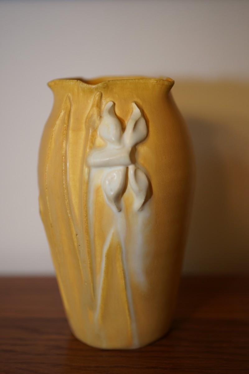 EPHRAIM POTTERY VASE IRIS RELIEF