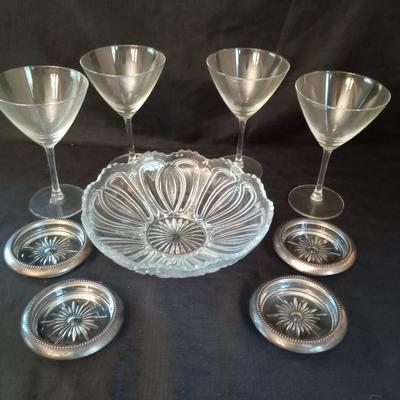 LOT 12  STEMMED GLASSES, GLASS COASTERS AND SERVING BOWL