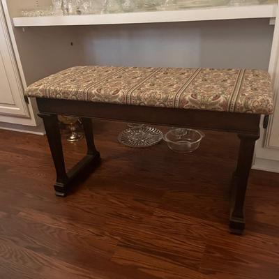 Dining room table 