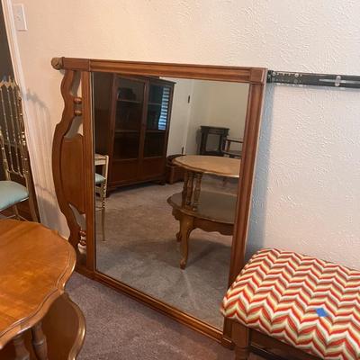dresser mirror 