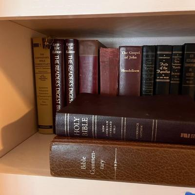 bibles 