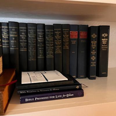 bibles 