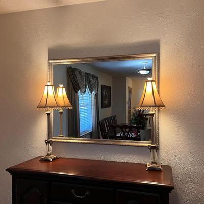 Mirror and 2 glass lamps