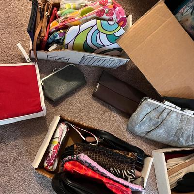 Wallets and gloves