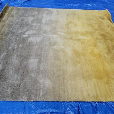 Rug 8 
8 x 10 Ombre grey to yellow $200