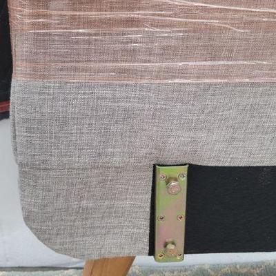 Bed 9
Queen low modern grey linen blend Mid Cent style bed 
Queen H46" W71.5"
$599