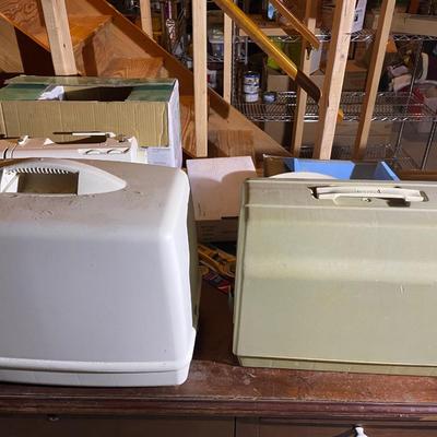 Sewing Machine Lot. 3 Machines, working Condition