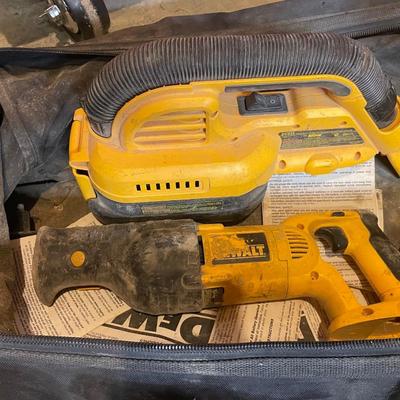 Dewalt Cordless Toolset. Vacuum, SawZall, Flashlight, One Battery, No Charger