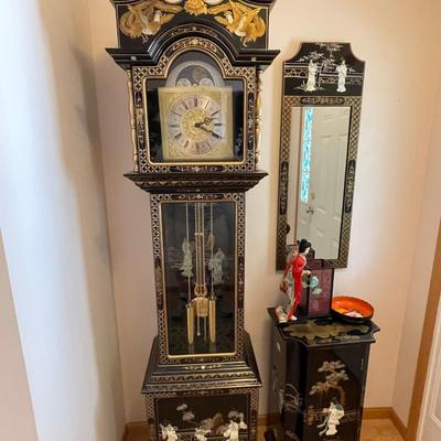 Black Lacquer / Mother of pearl inlay Grandfather clock