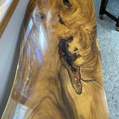 Hawaiian Monkeypod wood coffee table 85