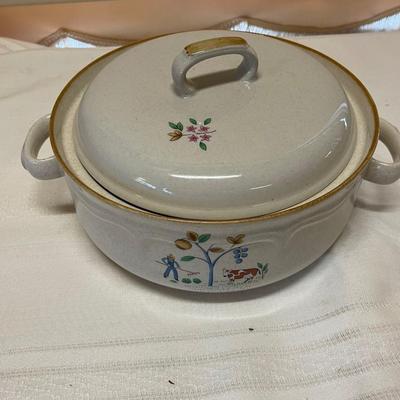 International China Heartland Covered Casserole Dish