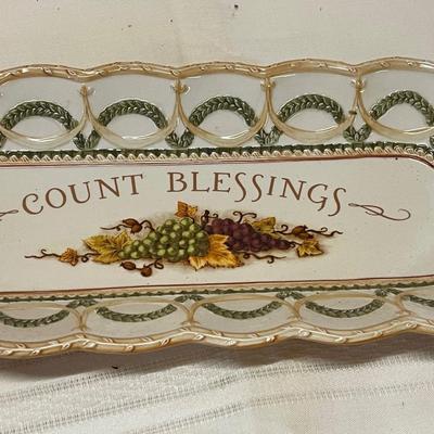 Ruffled Ceramic Count Blessings Serving Dish