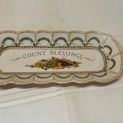Ruffled Ceramic Count Blessings Serving Dish