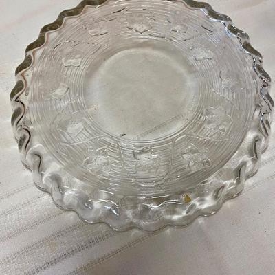 Vintage Lot of Two Quiche Plates