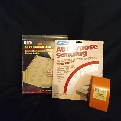 LOT 6  1/2 SHEET SANDER, SANDPAPER AND WOOD LEIGH