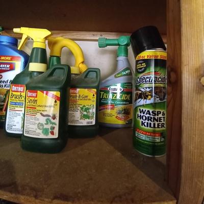 LOT 8 LAWN AND GARDEN CHEMICALS