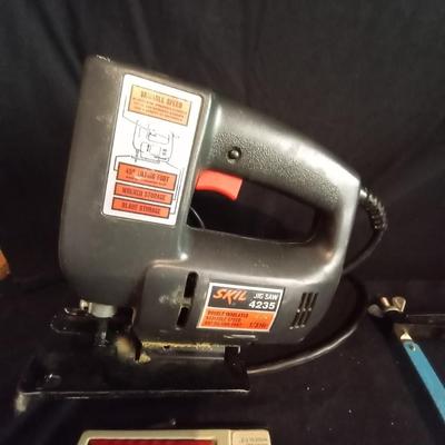 LOT 9 JIGSAW, BLADES AND HANDSAWS