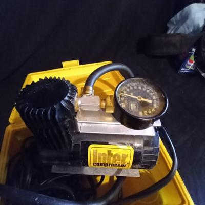 LOT 11 INTERCOMPRESSOR AND SCHUMACHER BATTERY CHARGER