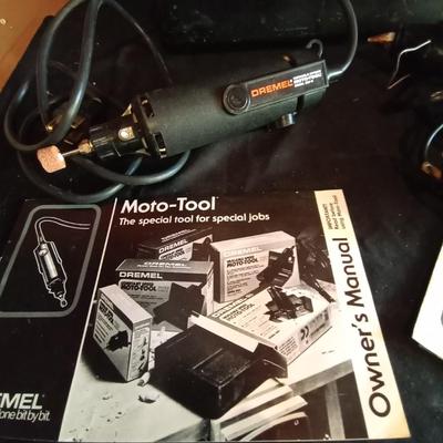 LOT 12 DREMMEL MOTOTOOL-GLUEGUN-METAL TOOLBOX