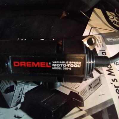 LOT 12 DREMMEL MOTOTOOL-GLUEGUN-METAL TOOLBOX