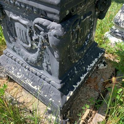 Nice Vintage 4 light lamp post with Ram heads on each corner of the pedestal
