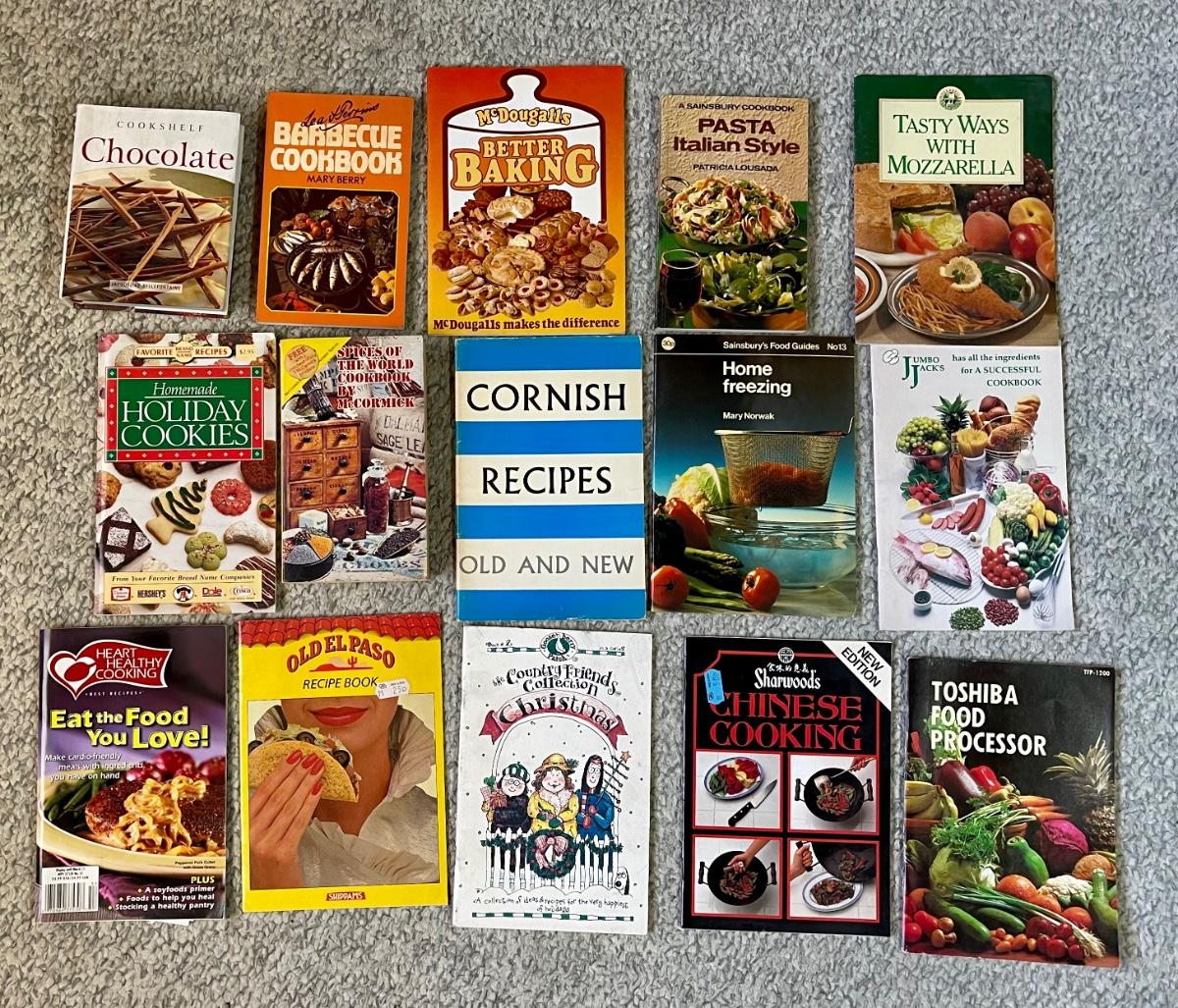 Cookbooks lot many small paperbacks