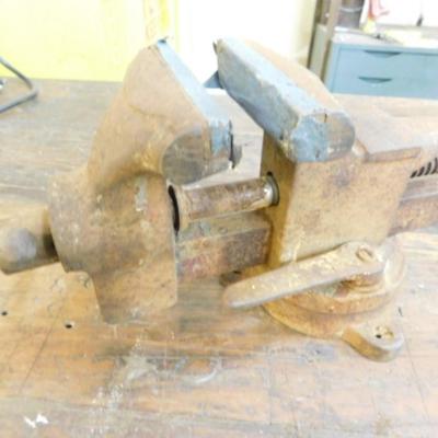 Vintage No. 23 Anvil Benchtop Vise 3.5