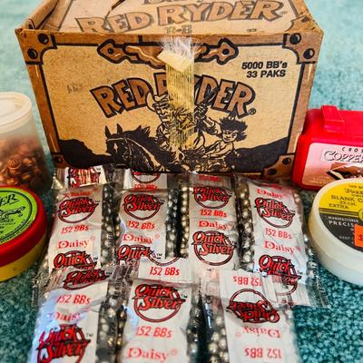 Daisy Red Ryder BB Gun and More     (GR-JM)