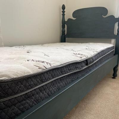 Twin Bed Set