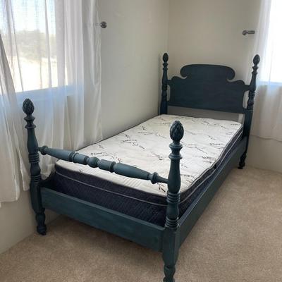 Twin Bed Set