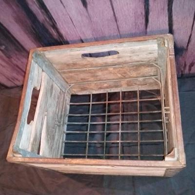 LOT 23  ANTIQUE GALVANIZED METAL AND WOOD EGG CRATE