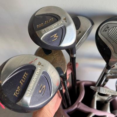 Set of ladies golf clubs and bag
