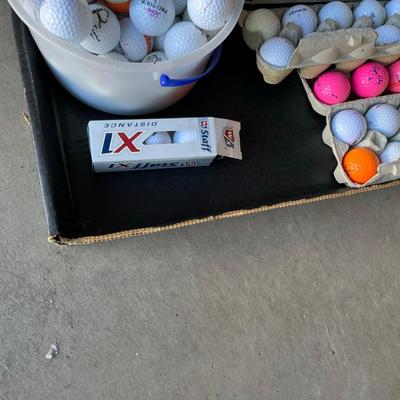 Lotsa Golf Balls