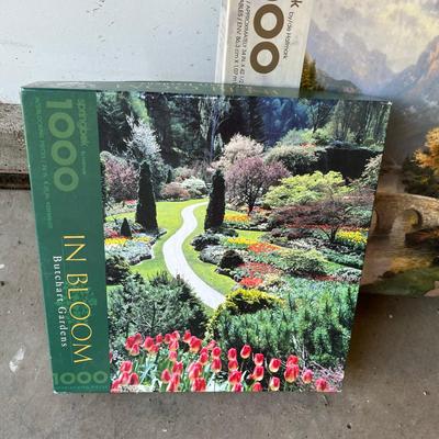 Lot of 3 puzzles