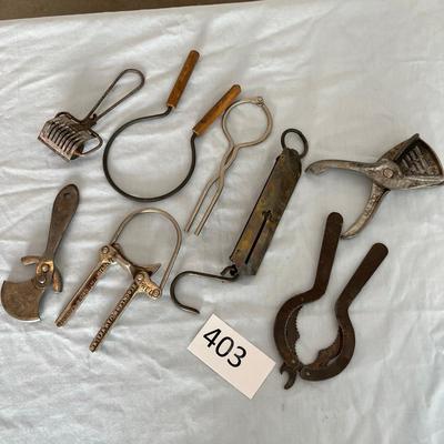Lot of vintage utensils