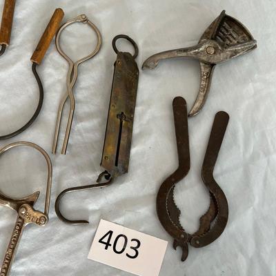 Lot of vintage utensils