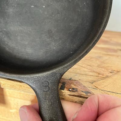 Small Wagner Skillet
