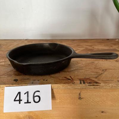Small Wagner Skillet
