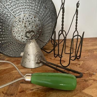 Jadeite Colored Kitchen Lot Match holder