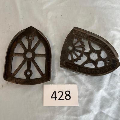 Antique Trivits