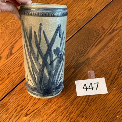Old Sleepy Eye Blue on White Crock