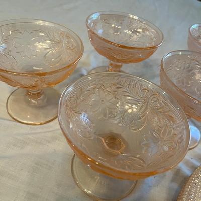 TIARA Pink SANDWICH Dessert Set