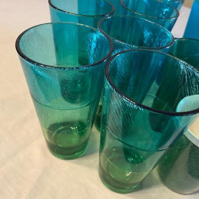 Flat of Plastic ware Tumblers