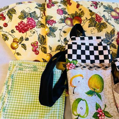 Kitchen Linens