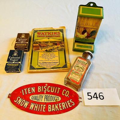 Lot of Kitchen Items