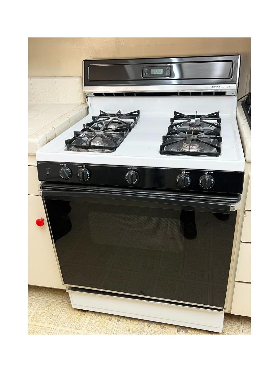 Retro Hotpoint Electric Ignition Stove Oven