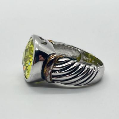 LOT 13: Unmarked Silver Ring - Size 7