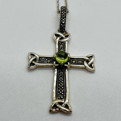 LOT 17: Sterling Celtic Cross Pendant Made in Ireland on 18