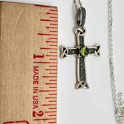 LOT 17: Sterling Celtic Cross Pendant Made in Ireland on 18" Silver Chain